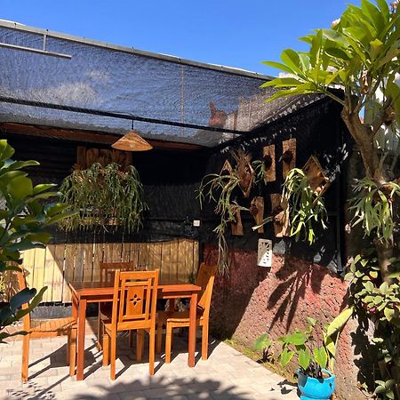 Pondok Shindu Guest House Pemuteran  Exterior photo